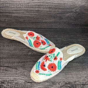 Soludos Women’s Size 9.5 Tan Floral Slip On Espadrille Shoes